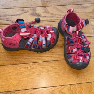Girls Keen Newport sandals - Size 10